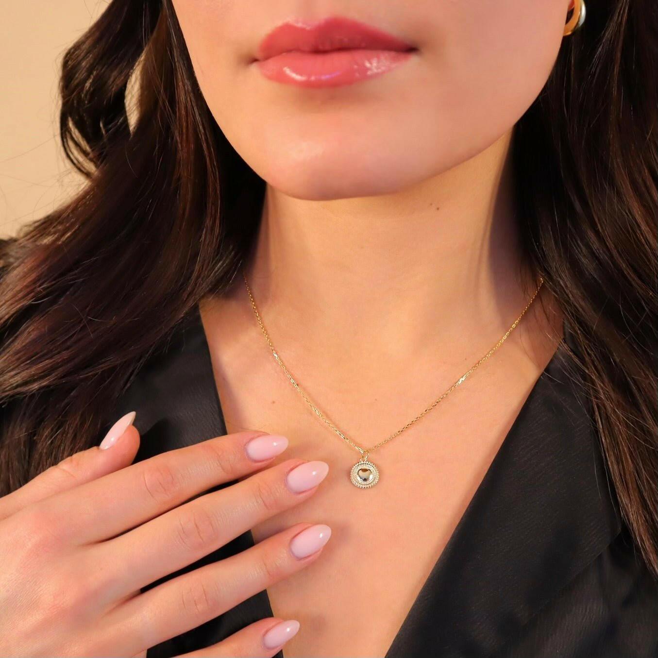 Round Staple Necklace - Allyzure
