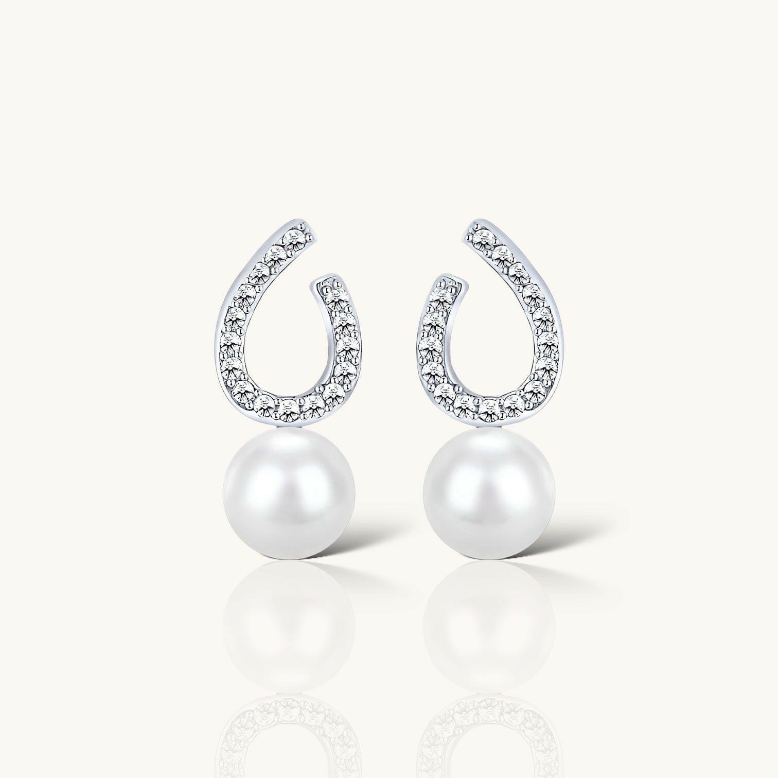 Statement Pearl Studs - Allyzure