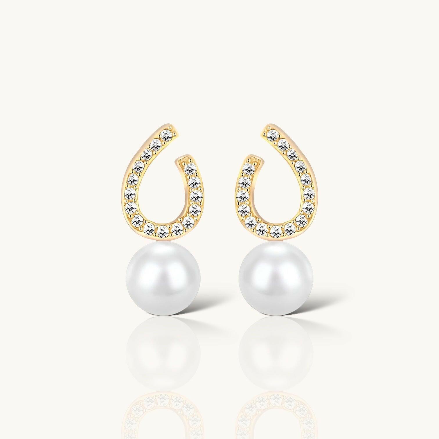 Statement Pearl Studs - Allyzure