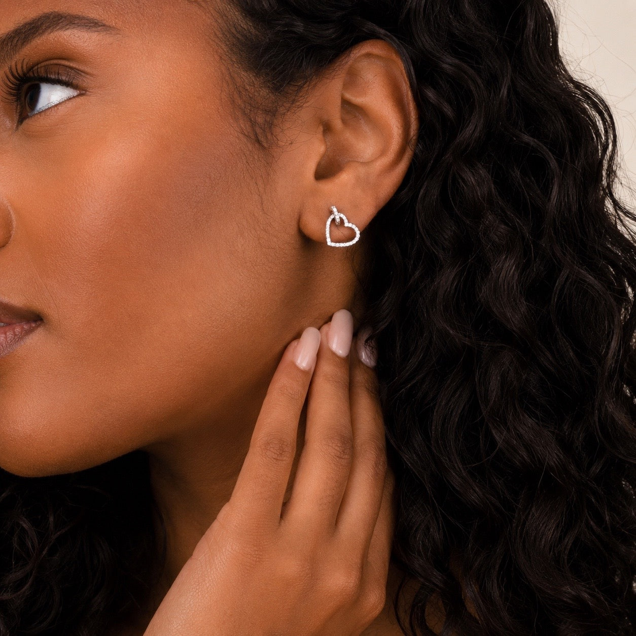Amour Studs Allyzure